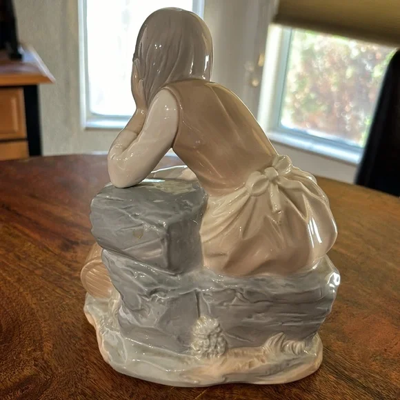 Retired Lladro Nao Milkmaid Girl With Spilled Milk Figurine Art